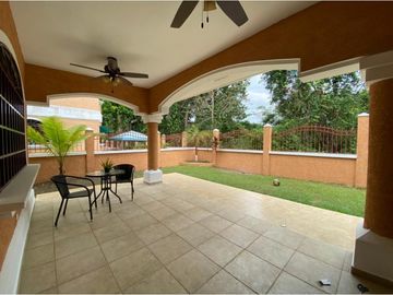 Venta de Casa en Clayton (Clayton Village) GTA
