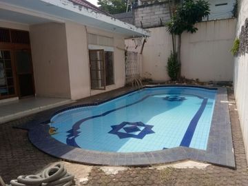 Rumah diJual di Jl. Bangka, Jakarta Selatan. Tanah Luas