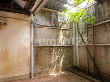 Rumah Luas 158M2 Asri & Nyaman 1 Lantai di Jagakarsa