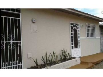 VENDO CASA EN LA CHORRERA BRISA MAR 🌊 3R