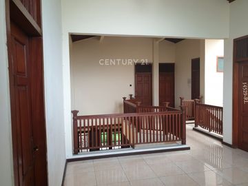 Disewakan Rumah Siap Huni Lokasi Superstrategis Selangkah Ke MRT
