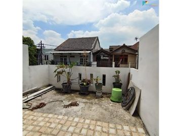 Dijual rumah sangat murah dan langka di Pondok Bambu