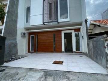 Rumah Murah Medokan Asri Tengah Rungkut Dekat Kampus UPN
