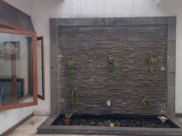 Dijual Rumah Strategis Di Jl. Jatipadang Jakarta Selatan