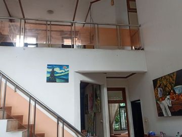 Dijual Rumah Strategis Di Jl. Jatipadang Jakarta Selatan