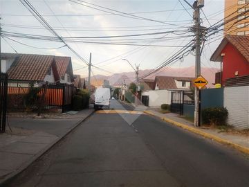 Se vende casa aislada de 144 m2 de terreno y 65 m2 construí...