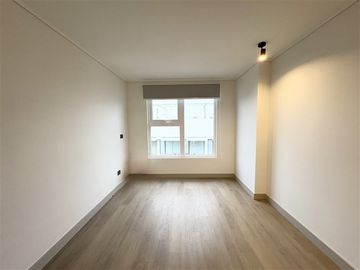 Hermoso Departamento en arriendo de 1 dorm. en Las Condes
