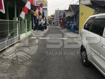 Jual Cepat BU Rumah Induk+kost bonus RU dkt UPN,seturan,strategis