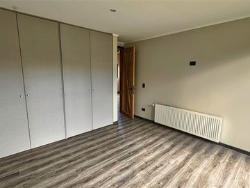 Casa en venta de 4 dorm. en Puerto Varas