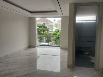 Rumah dijual Villa Bukit Regensi Surabaya barat