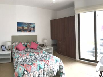Venta o Renta de Casa en Condominio en Venta en Playa del Carmen