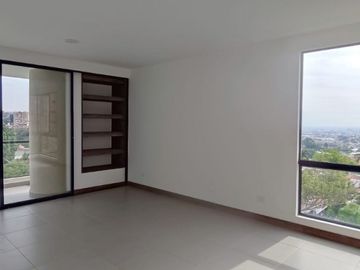 apartamento en venta en cristales. Cod V11439