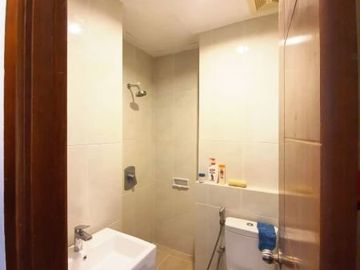 JUAL Apartemen Capitol Park Residence STUDIO furnish murah banget