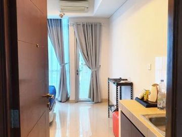 JUAL Apartemen Capitol Park Residence STUDIO furnish murah banget