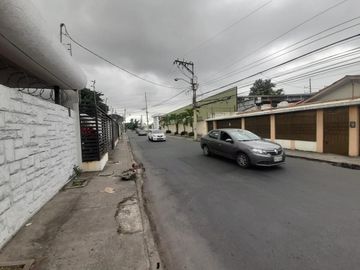 VENTA DE PROPIEDAD EN OBRA GRIS PARA NEGOCIO RENTABLE