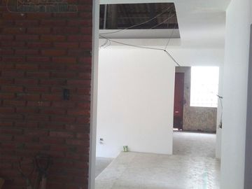 VENTA DE PROPIEDAD EN OBRA GRIS PARA NEGOCIO RENTABLE