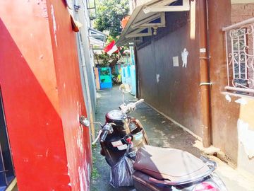 Rumah Dijual Dekat ITC Permata Hijau, Kampus BINUS Anggrek