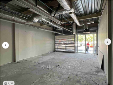 Local comercial en Ciudad empresarial