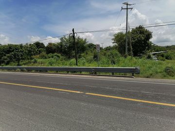 Terreno en Carretera Nacional Acapulco-Pinotepa