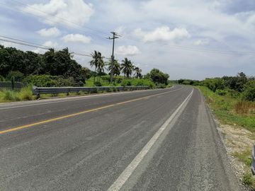 Terreno en Carretera Nacional Acapulco-Pinotepa