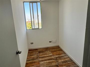 Metro Matta, SE VENDE dpto 3 dorm. 1 baño, Santiago.