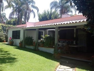 Casa-condominio en venta en Delicias, Cuernavaca, Morelos  Casas y bienes raíces en venta en Cuernavaca, Morelos