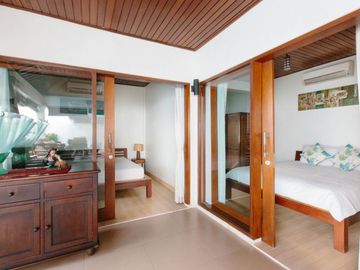 VILLA KLASIK SIAP HUNI DEKAT SEMINYAK DAN CANGGU
