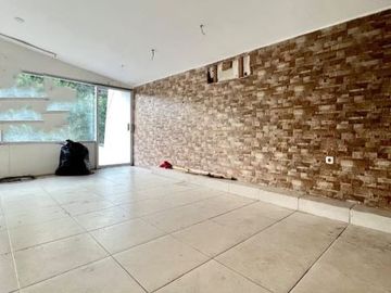 DIJUAL RUKO / RUANG USAHA di Jl GUNAWARMAN, KEBAYORAN BARU, JAKSEL