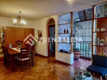 Casa en Venta en Francisco de Villagra/ Paula Jaraquemada