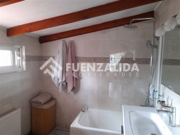 Casa en Venta en Francisco de Villagra/ Paula Jaraquemada