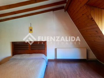 Casa en Venta en Francisco de Villagra/ Paula Jaraquemada