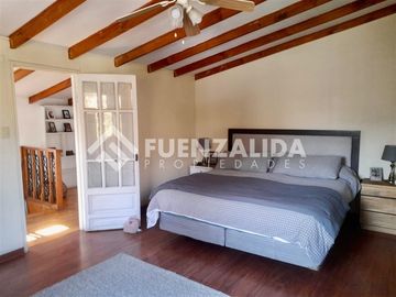 Casa en Venta en Francisco de Villagra/ Paula Jaraquemada