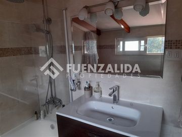 Casa en Venta en Francisco de Villagra/ Paula Jaraquemada