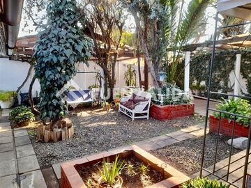Casa en Venta en Francisco de Villagra/ Paula Jaraquemada