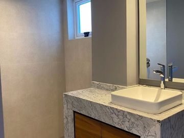 Excelente departamento remodelado en Santa Fe