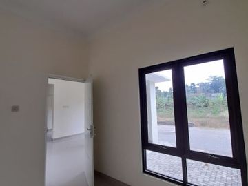 Rumah Modern DP 5% Lingkungan Nyaman Dekat Candi Plaosan Klaten
