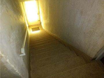 ***RETASADO****PH AL FRENTE EN PRIMER PISO CON BALCÓN