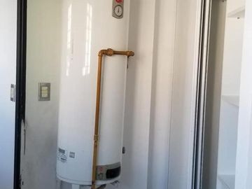 Exclusivo 3 ambientes. Impecable estado, sin expensas.