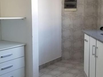 Exclusivo 3 ambientes. Impecable estado, sin expensas.