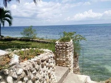 BEACH HOUSE OPENSUN 13 for Sale Seashore Tingko White Beach, Cebu Philippines