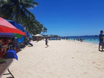 BEACH HOUSE OPENSUN 13 for Sale Seashore Tingko White Beach, Cebu Philippines