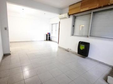 Casa PH en venta en Ramos Mejia Sur