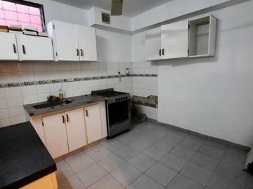 Casa PH en venta en Ramos Mejia Sur