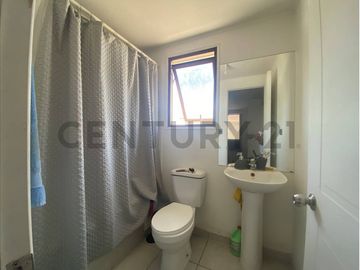 SE VENDE CASA EN CONDOMINIO BUIN