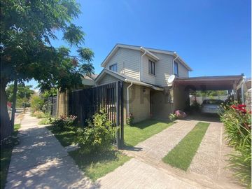 SE VENDE CASA EN CONDOMINIO BUIN