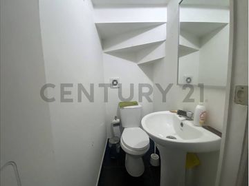 SE VENDE CASA EN CONDOMINIO BUIN