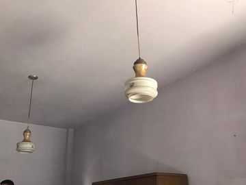 VENDO CASA CON LOCALES CENTRO PASO DEL REY