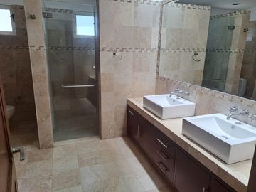 CASA EN CLUB DE GOLF LA LOMA, SLP