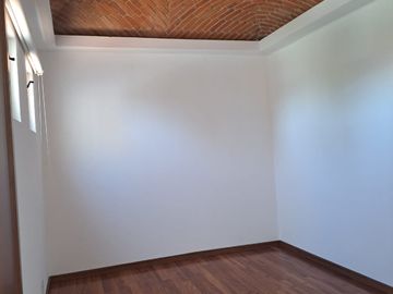 CASA EN CLUB DE GOLF LA LOMA, SLP