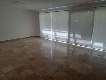 CASA EN CLUB DE GOLF LA LOMA, SLP